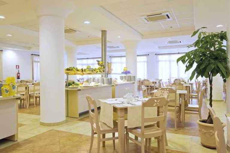 Food & Drinks 5, Cala della Torre, Nuoro