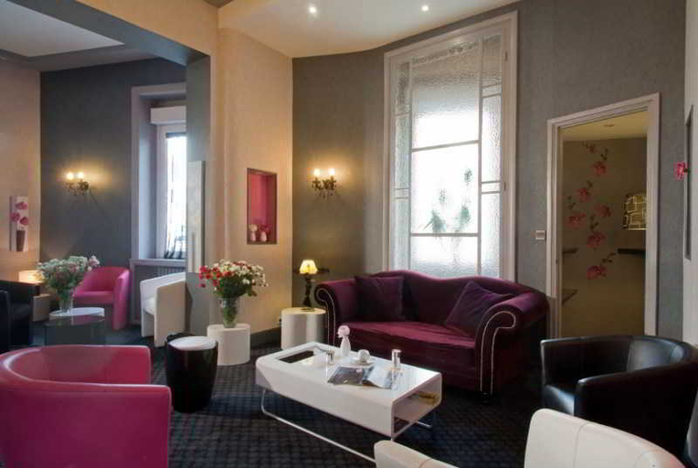Public Area 2, The Originals Boutique Htl de l'Univers Montlucon, Allier