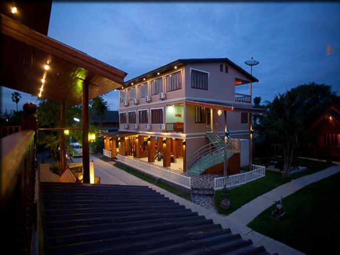 Exterior & Views 2, Srisawat Resort, Cha-Am
