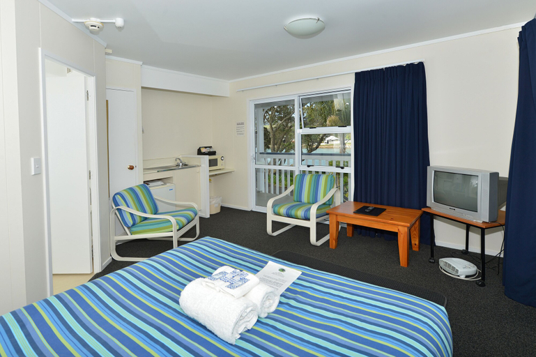 Bedroom 3, Acacia Lodge Motel, Far North
