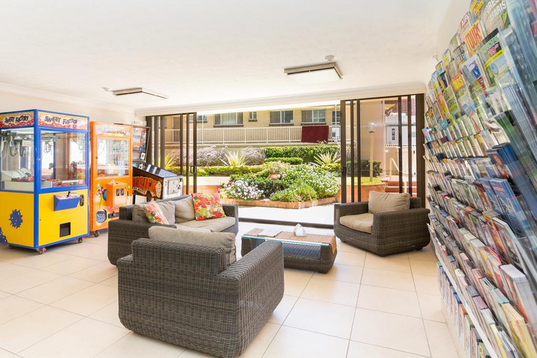 Public Area 5, Breakers North Apartments, Gold Coast