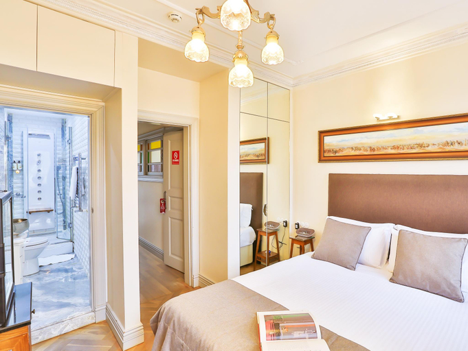 Bedroom 4, FAIK PASHA HOTELS, Beyoğlu