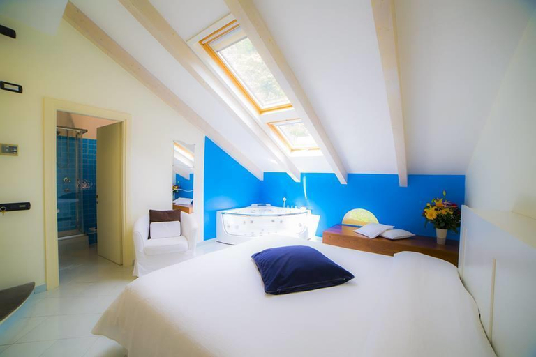 Bedroom 4, Villa Lara Hotel, Salerno