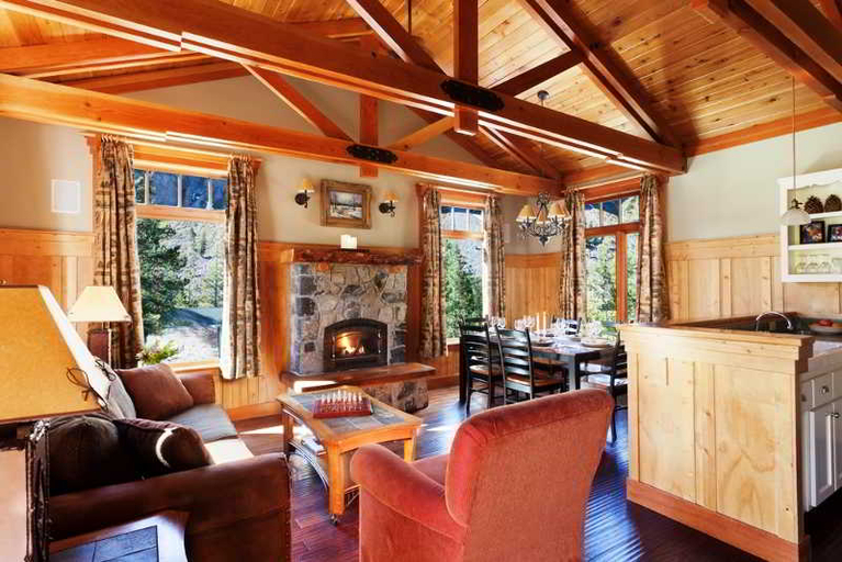 Public Area 2, Tamarack Lodge and Resort, Mono