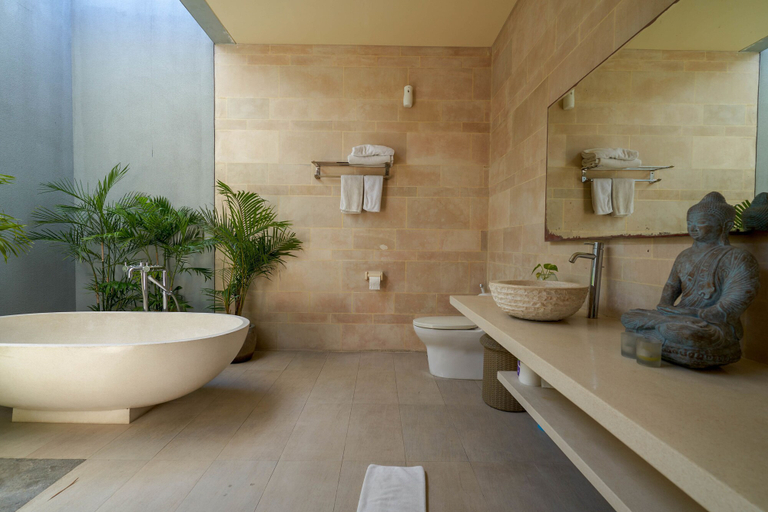 Bathroom 5, Villa Koru, Badung