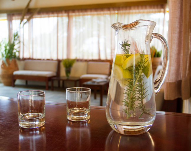 Food & Drinks 3, Lycasti Maisonettes, Crete