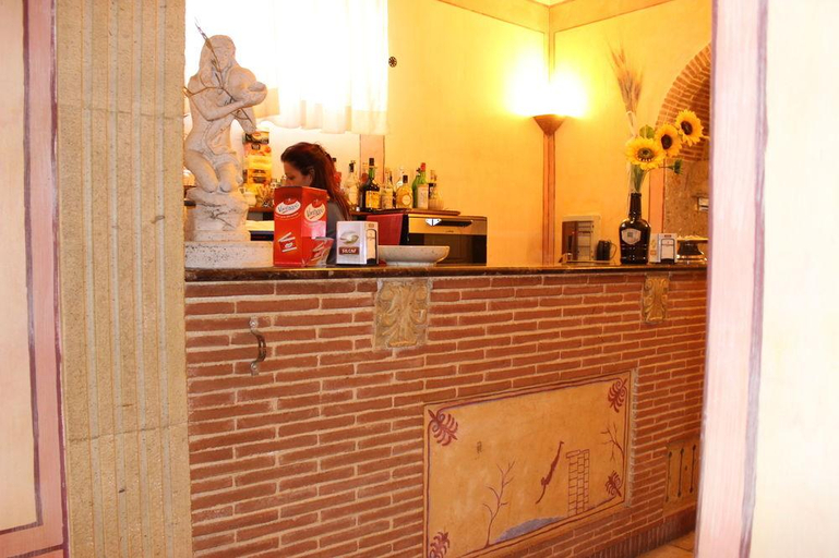 Public Area, Villa Cosilinum, Salerno
