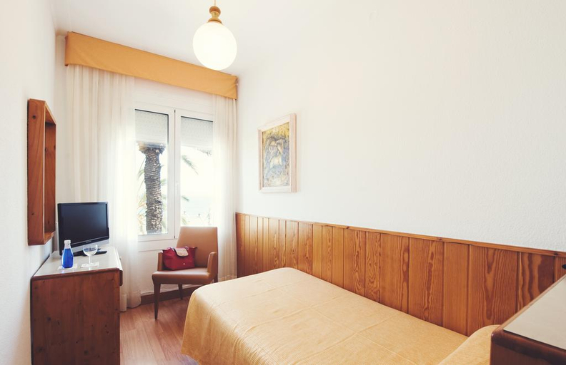Public Area 2, Hotel Miramar Badalona, Barcelona