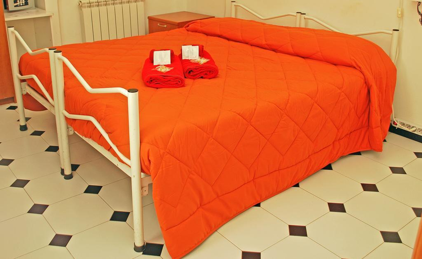 Bedroom 3, Al Solemar B&B, Cagliari