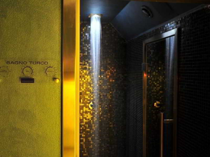 Public Area 4, Albergo Celide, Lucca