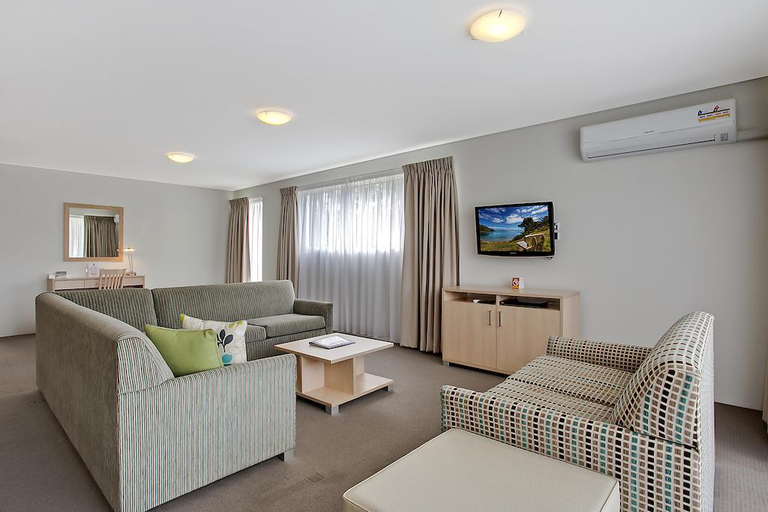 Quality Suites Pioneer Sands, Wollongong - Inner