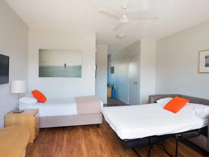 Bedroom 3, Noosa Sun Motel, Noosa - Noosa-Noosaville
