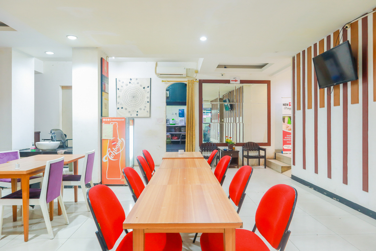 Public Area 5, New Mg Hotel Near Rumah Sakit Husada, West Jakarta