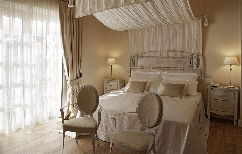 Exterior & Views 2, Hotel Residenza 100 Torri, Ascoli Piceno