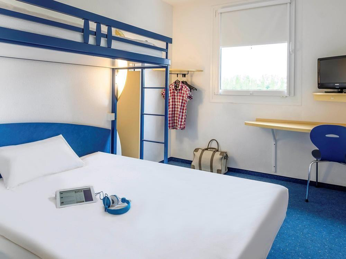 Bedroom 2, Hotel Zola 45 Bezons La Defense, Val-d'Oise