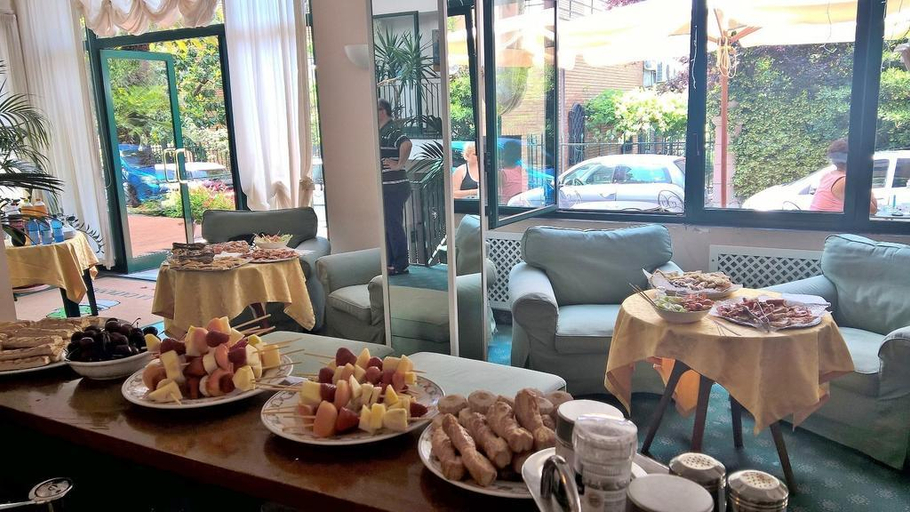 Food & Drinks 5, Hotel La Capannina, Genova