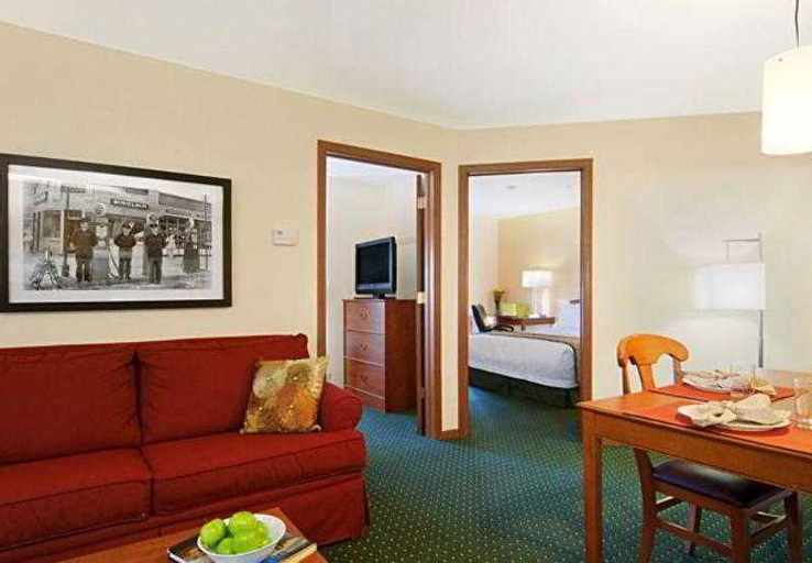 TownePlace Suites Milwaukee Brookfield, Waukesha