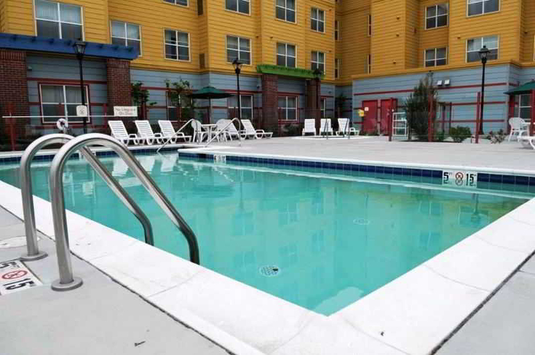 Sport & Beauty 2, Residence Inn Portland North, Multnomah