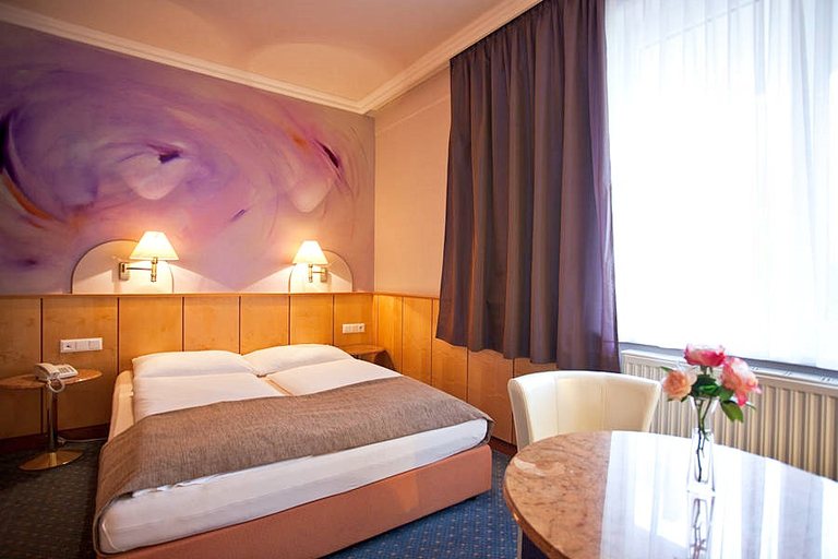 Bedroom 2, Der Wilhelmshof Hotel, Wien