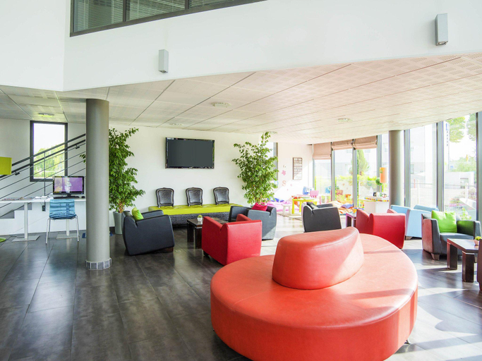 Public Area 3, ibis Styles Pertuis Portes du Luberon, Vaucluse