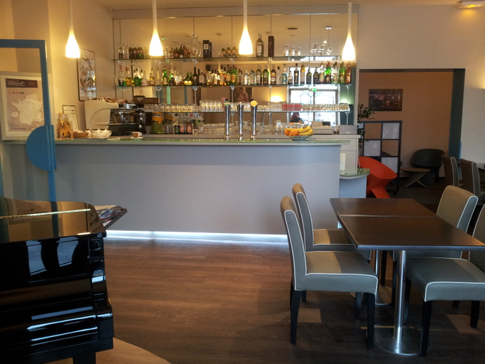 Food & Drinks 5, Hotel Le Chapon Fin, Tarn-et-Garonne