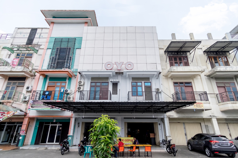 Exterior & Views 1, OYO 397 Daily Guest House, Deli Serdang