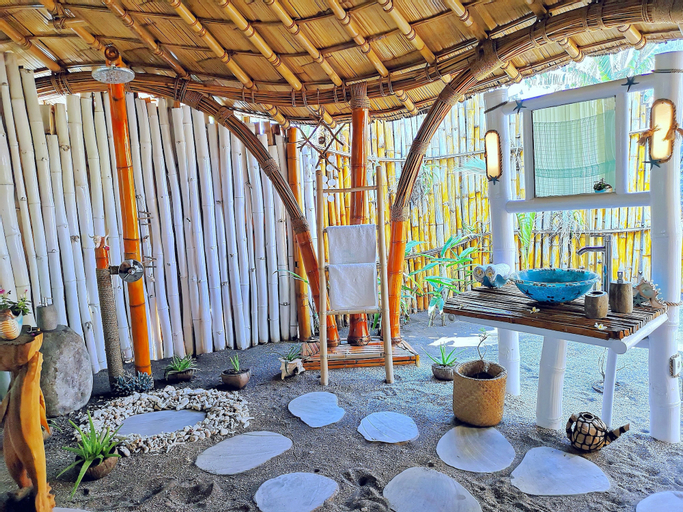 Coconut Garden Beach Resort, Sikka