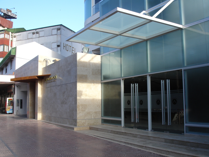 Public Area 4, Amérian Carlos Paz, Santa María