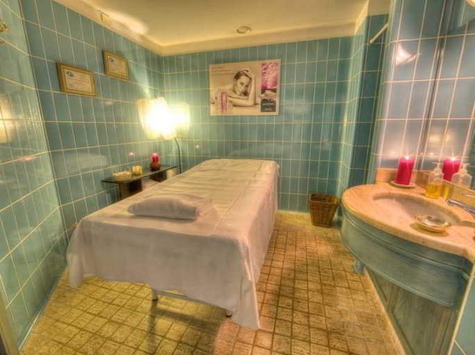 Bathroom 5, Gran Baita Courmayeur Mont Blanc, Aosta