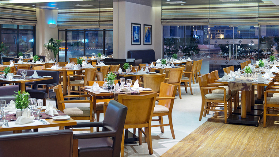 Food & Drinks 4, Hotel Apartments Dubai Barsha Heights, Dubai