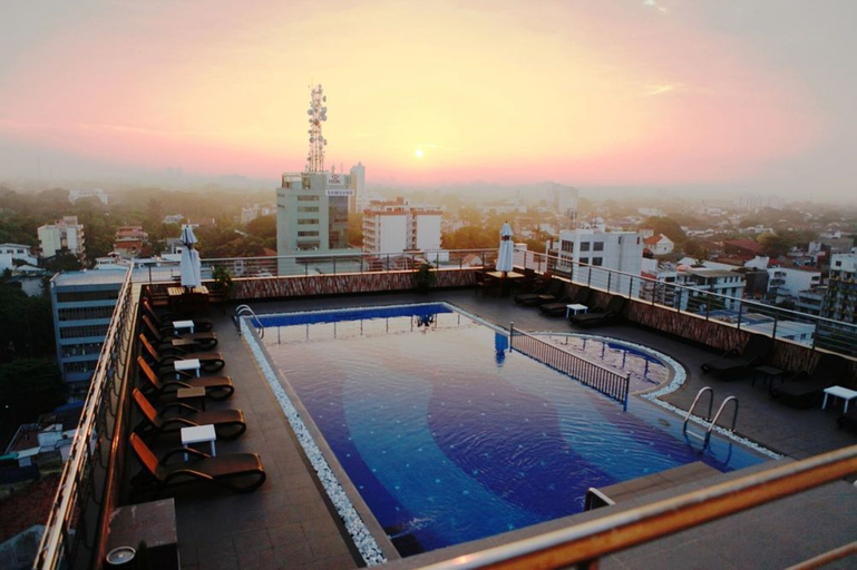 Sport & Beauty 2, Pearl Grand By Rathna, Thimbirigasyaya