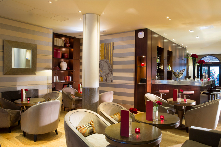 Public Area 2, Grand Hotel Champs Elysees, Paris