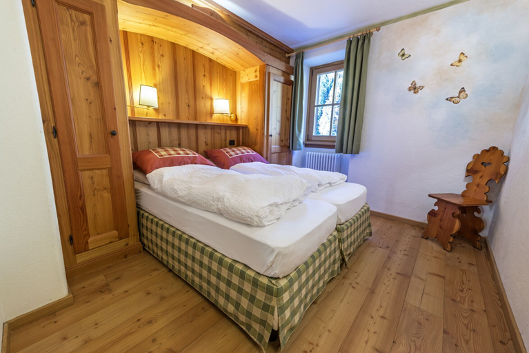 Bedroom 5, Rifugio Lago Nambino, Trento