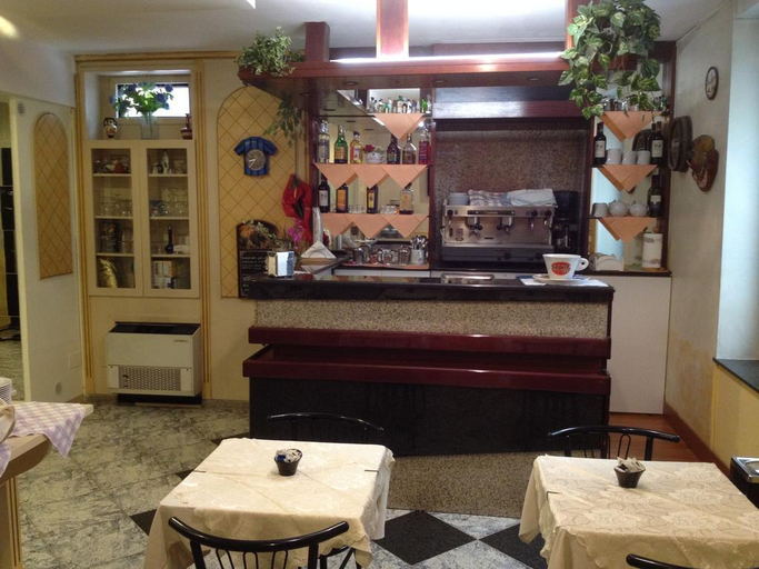 Public Area 2, Hotel Vienna, Milano