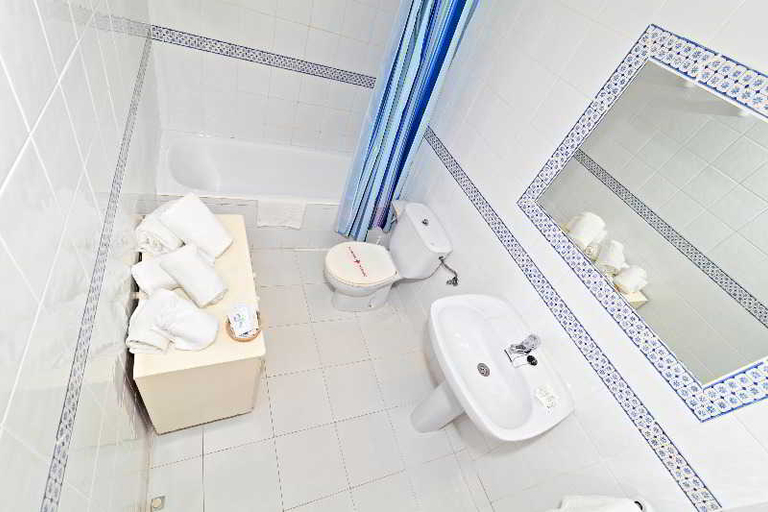 Bathroom 5, Apartamentos La Racona, Alicante