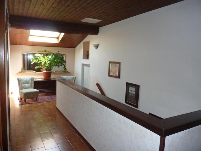 Public Area 3, Albergo Corte Malaspina, Verona