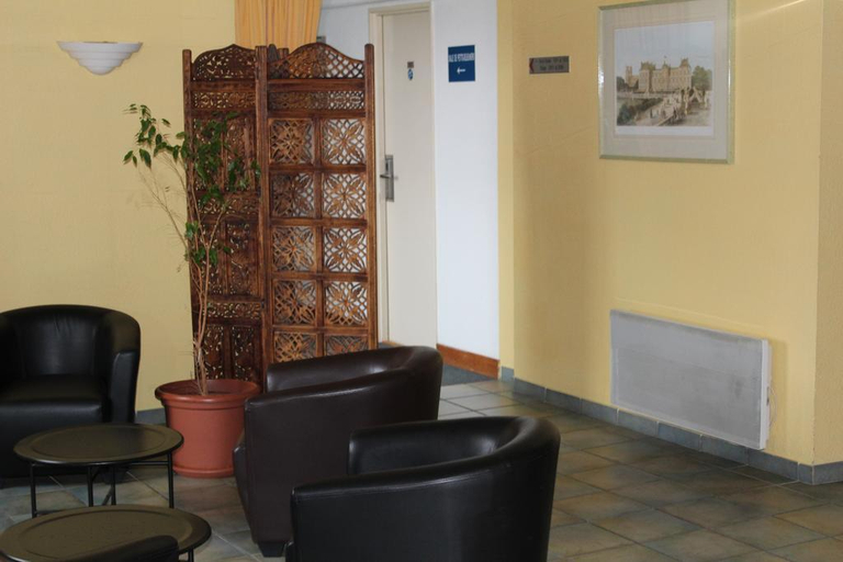 Public Area 2, Hotel Château-Thierry Centre, Aisne