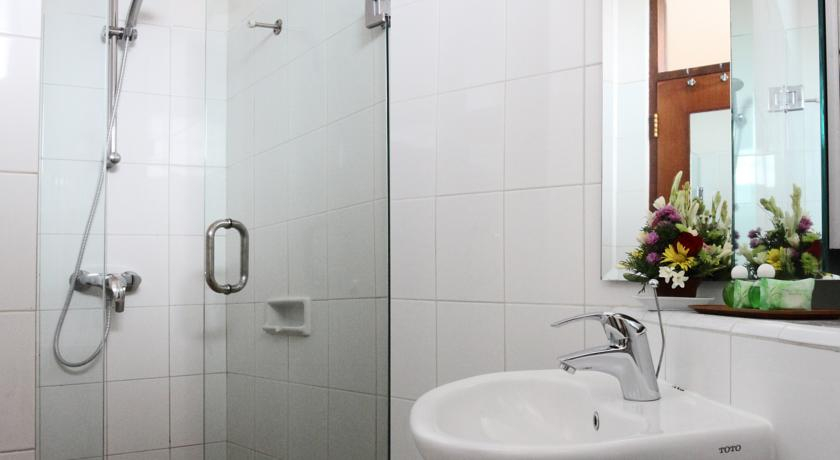 Bathroom 4, 巴厘岛瑞特纳酒店(Hotel Ratna Bali), Badung