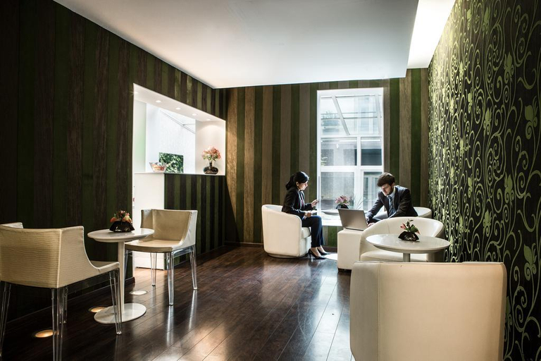 Public Area, Hôtel Le Quartier Bercy Square, Paris