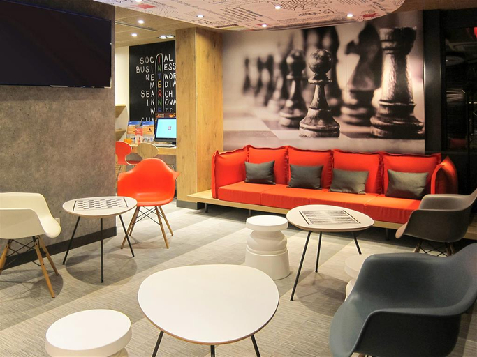 Public Area 2, ibis Lyon Villefranche-sur-Saône, Rhône