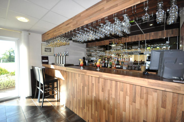 Public Area 2, Hôtel Alexia, La Souterraine, Creuse