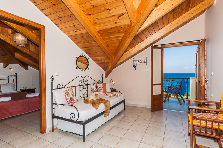 Bedroom 3, Kavos Psarou Studios and Apartments, Ionian Islands
