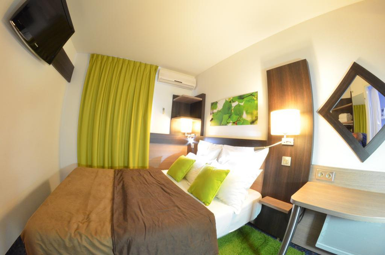 Bedroom 3, A&H PRIVILEGE Lyon Est - Saint Priest Eurexpo, Rhône