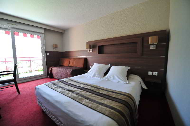 Bedroom 3, Hôtel Beauregard, The Originals Relais, Haute-Savoie