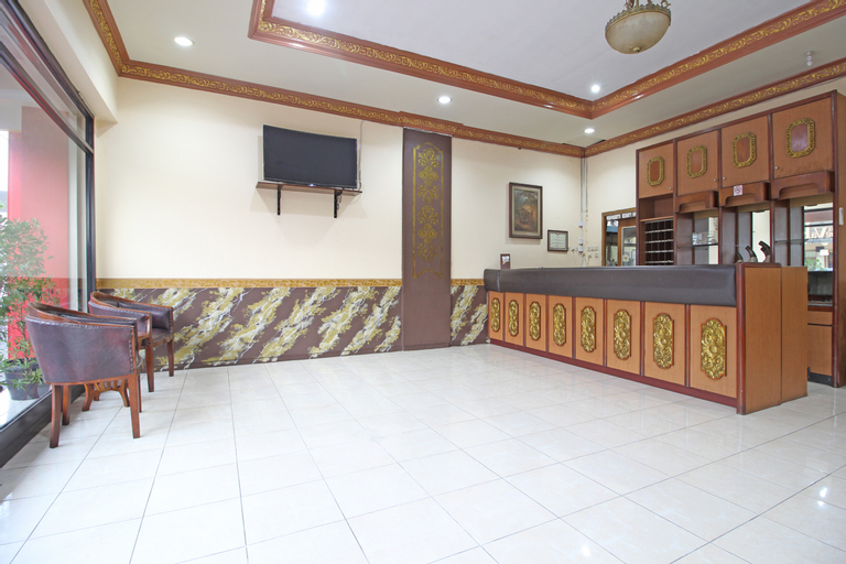 Public Area 4, RedDoorz near Malioboro 2, Yogyakarta