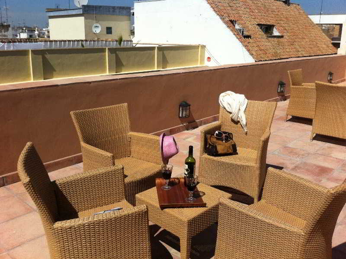 Others 4, Life Apartments San Vicente, Sevilla