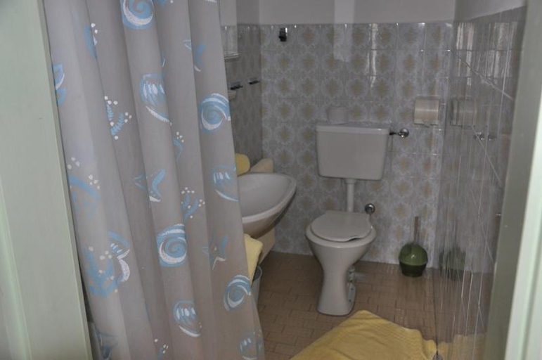 Bathroom 3, Strandhotel Prinz, Feldkirchen