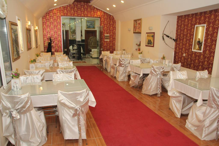 Food & Drinks 5, Vatan Hotel, Konak