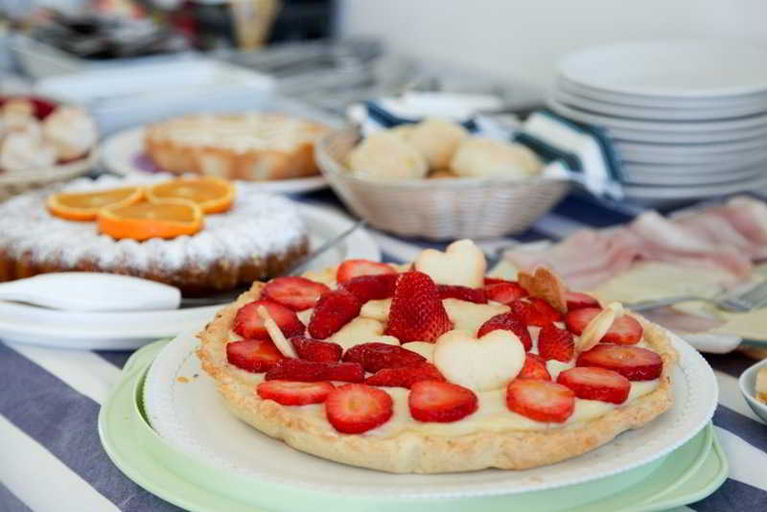 Food & Drinks 4, Malu B&B, Bari