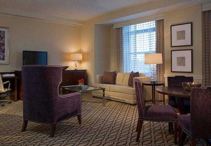 Exterior & Views 2, Peoria Marriott Pere Marquette, Peoria